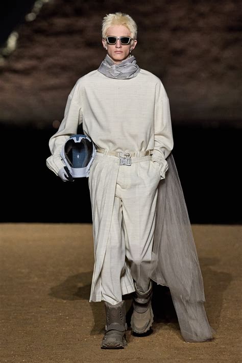 dior homme vogue runway